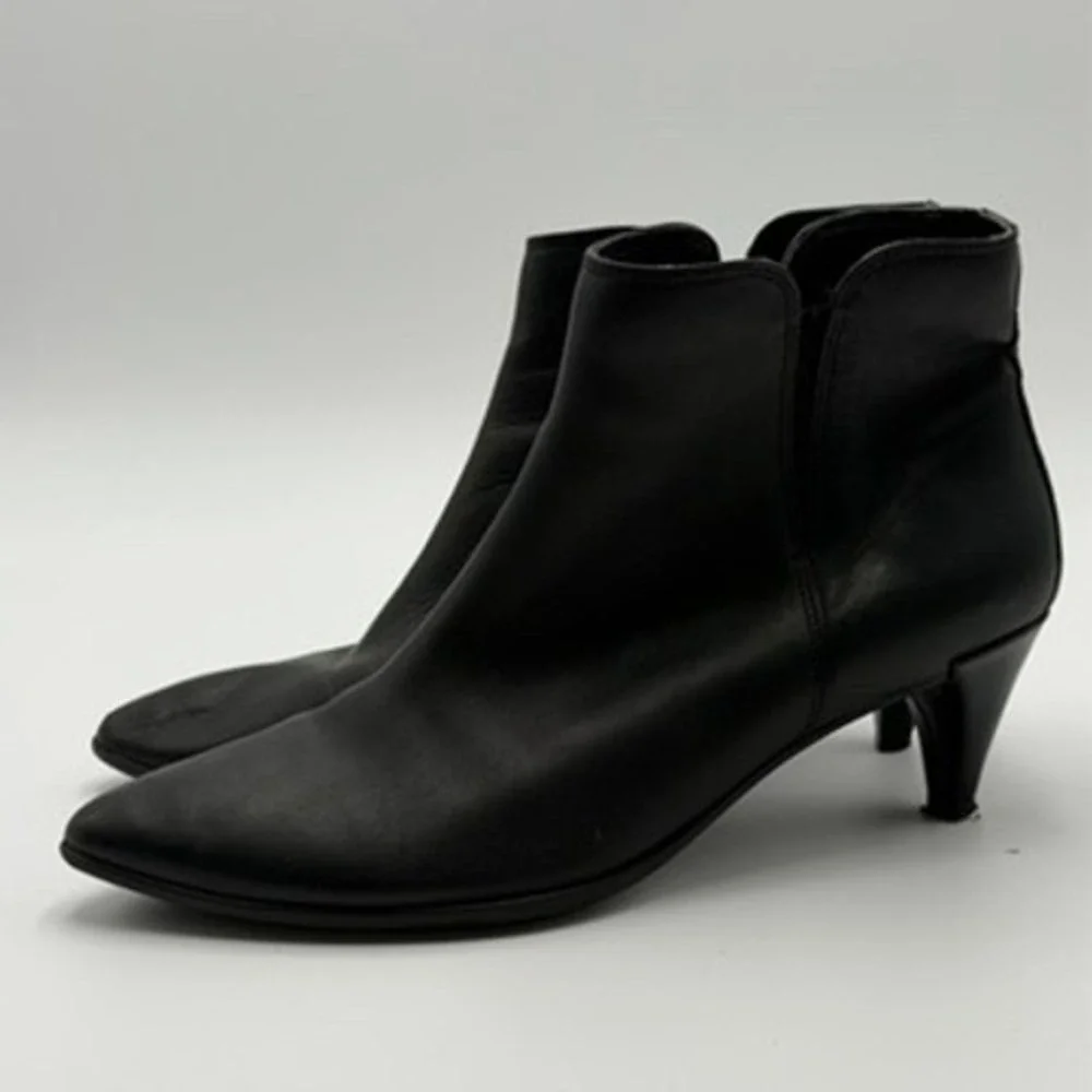 Ecco these elegant